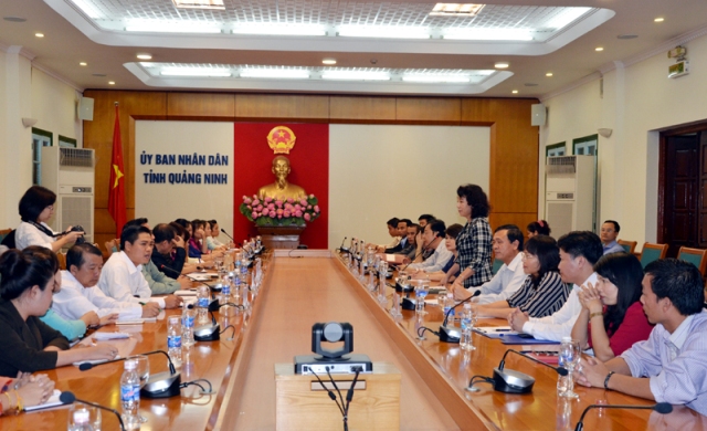 Đoàn học viên Uỷ Ban Trung ương mặt trận Lào thăm và làm việc tại Quảng Ninh